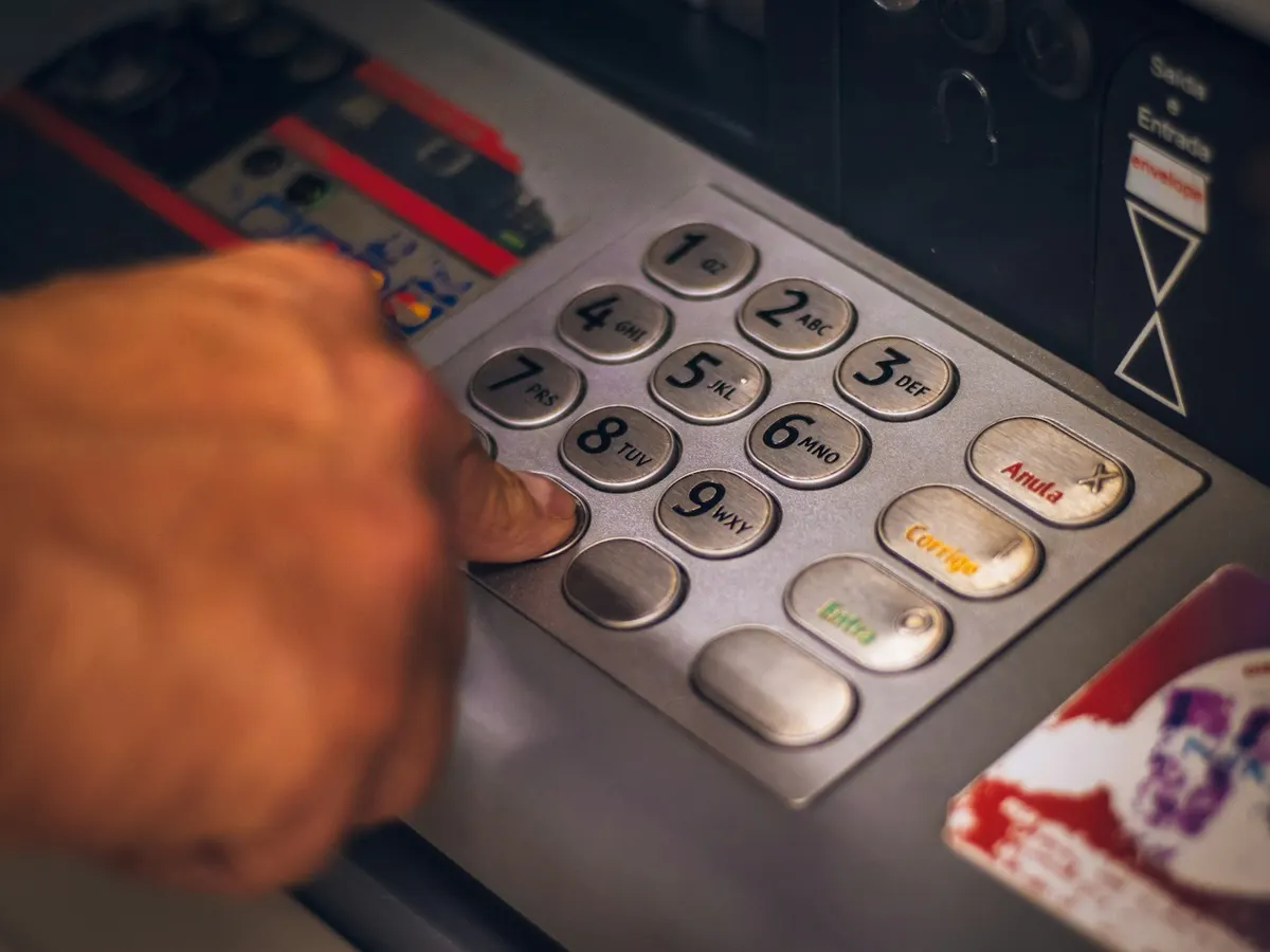 Financial transaction monitoring screens used for real-time anomaly detection