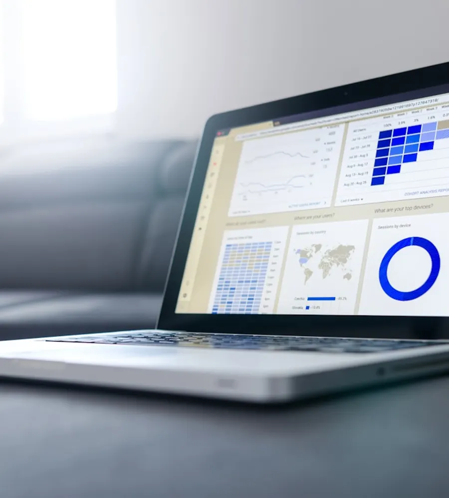 Network operations dashboards visualising unified IT service management data