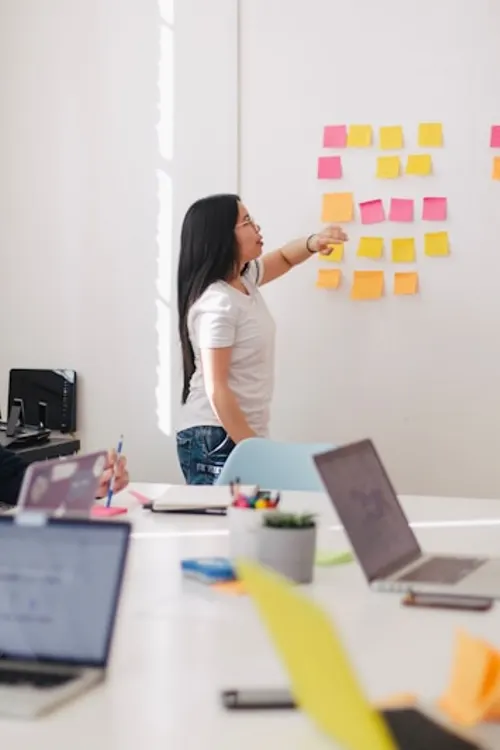 Team working quickly together, illustrating nimbleness